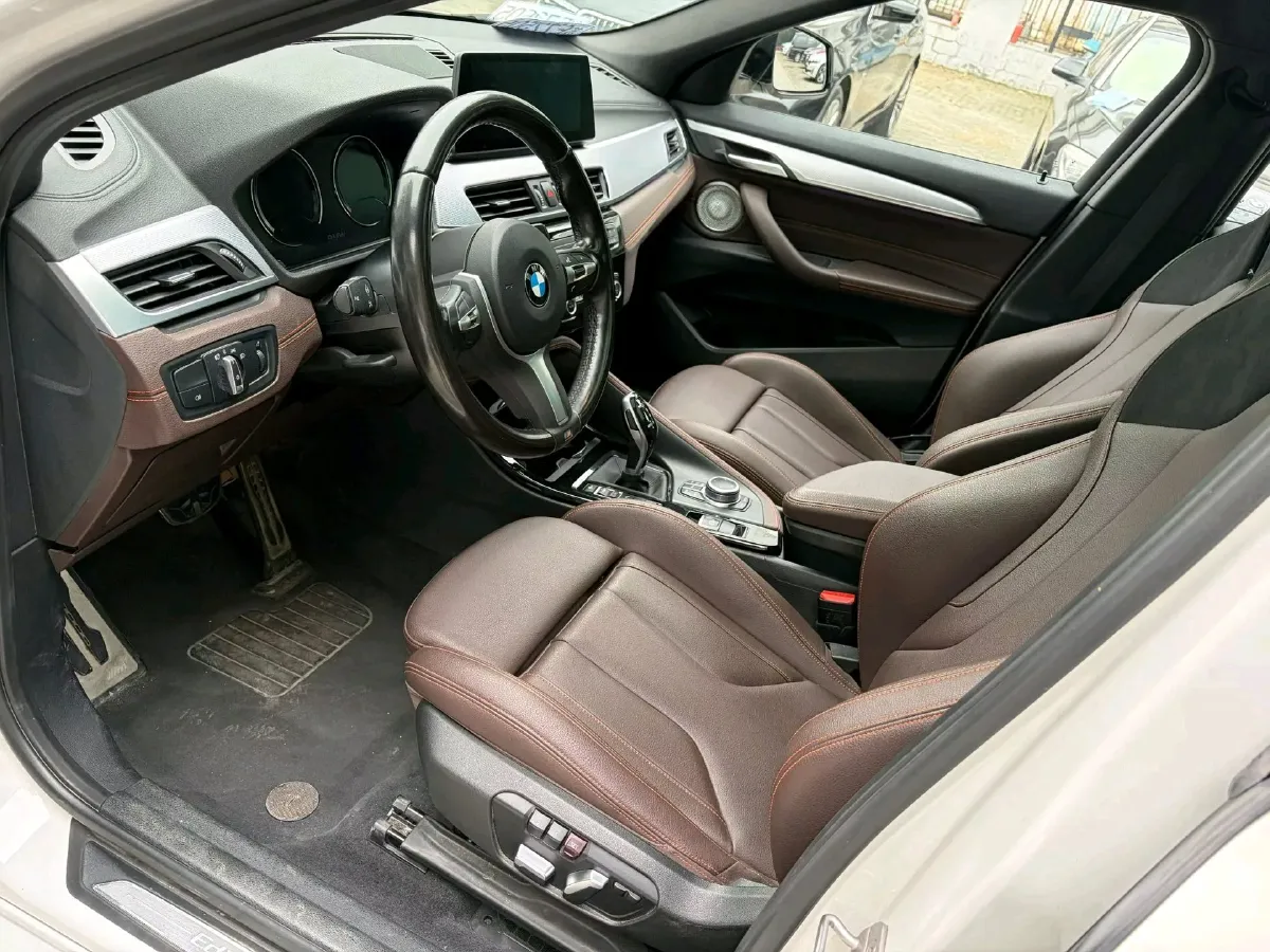 2021 BMW X2 2.0T 192HP L4 7DCT,autocango,china used car exporter,china ev exporter,chinese used car exporter,chinese used ev exporter