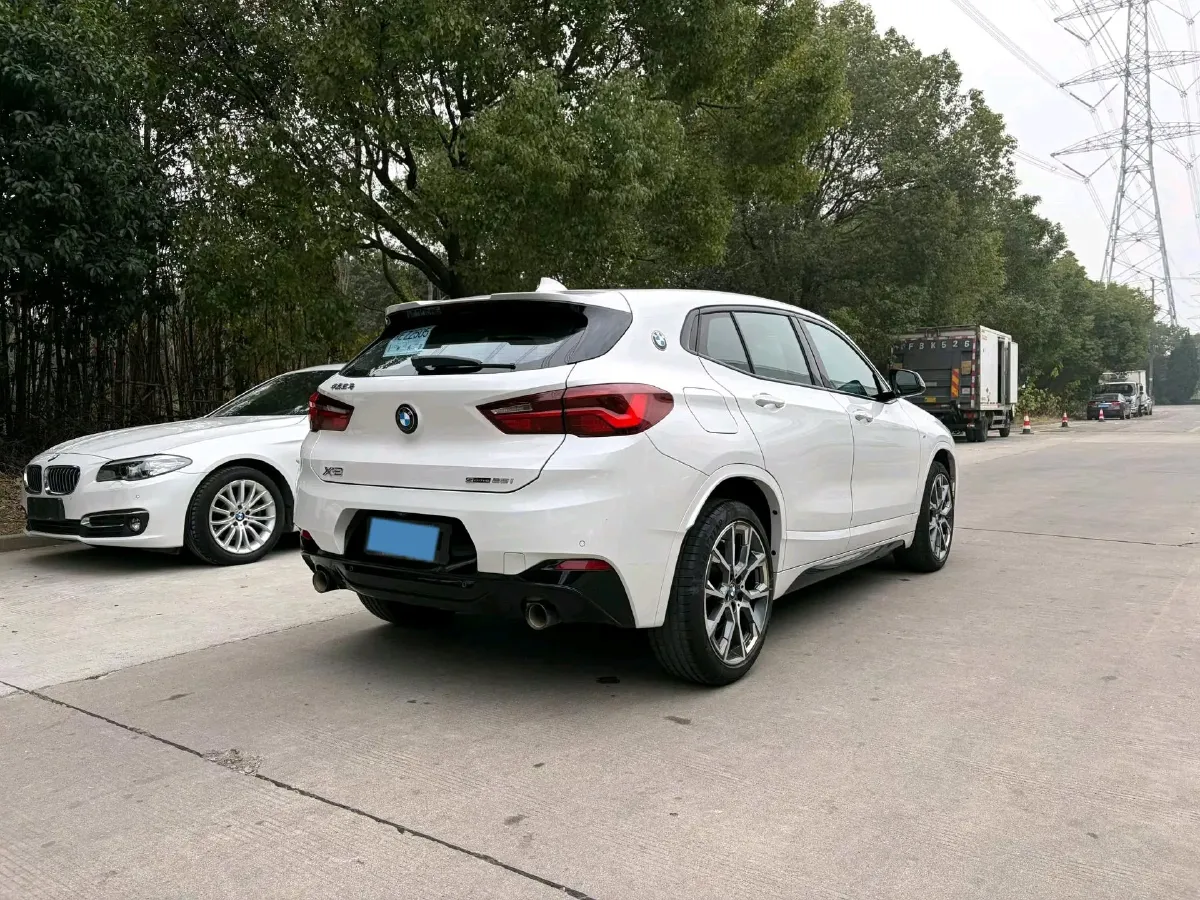 2021 BMW X2 2.0T 192HP L4 7DCT,autocango,china used car exporter,china ev exporter,chinese used car exporter,chinese used ev exporter