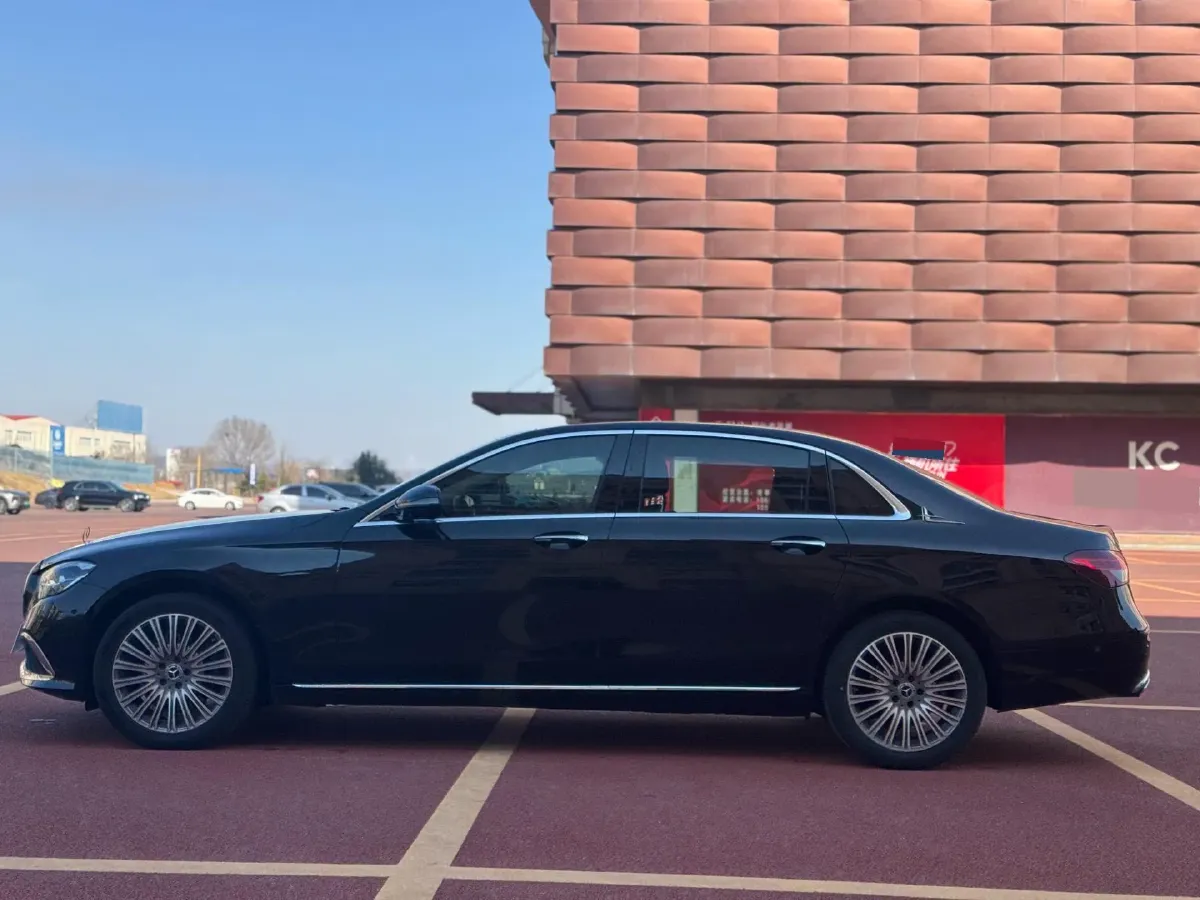 2023 Mercedes-Benz E Class 2.0T 258HP L4 9AT,autocango,china used car exporter,china ev exporter,chinese used car exporter,chinese used ev exporter