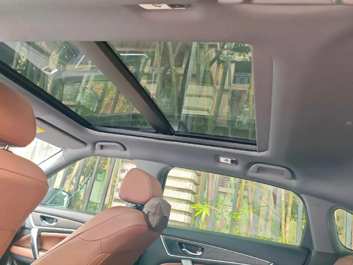 2020 Honda UR-V 2.0T 272HP L4 9AT,autocango,china used car exporter,china ev exporter,chinese used car exporter,chinese used ev exporter