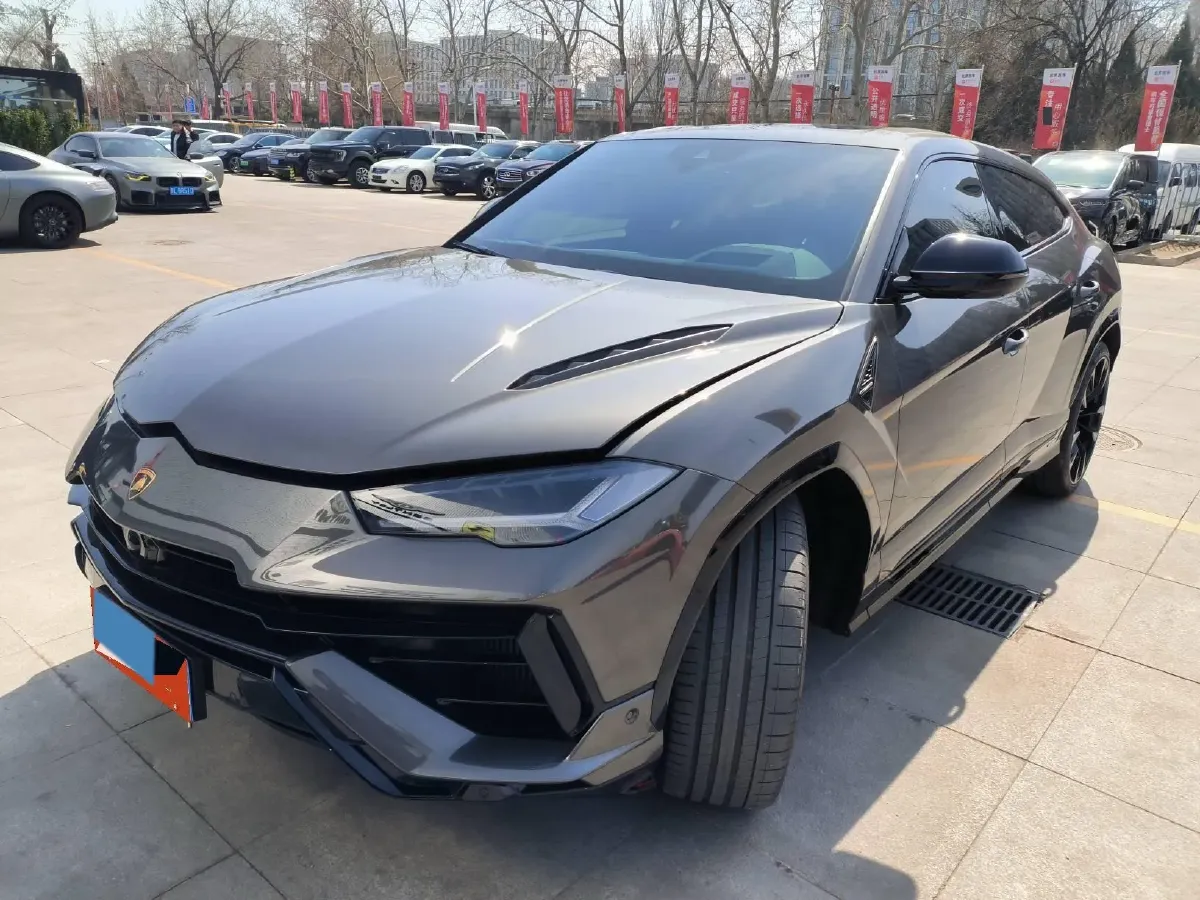 2023 Lamborghini Urus 4.0T 641HP V8 8AT,autocango,china used car exporter,china ev exporter,chinese used car exporter,chinese used ev exporter