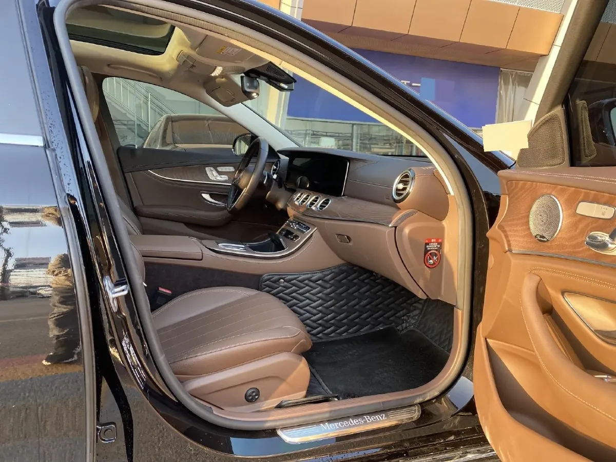 2021 Mercedes-Benz E Class 2.0T 258HP L4 9AT,autocango,china used car exporter,china ev exporter,chinese used car exporter,chinese used ev exporter