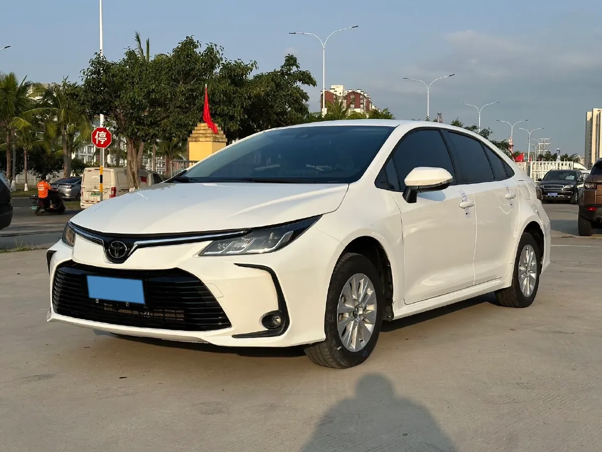 2022 Toyota Corolla 1.2T 116HP L4 CVT,autocango,china used car exporter,china ev exporter,chinese used car exporter,chinese used ev exporter