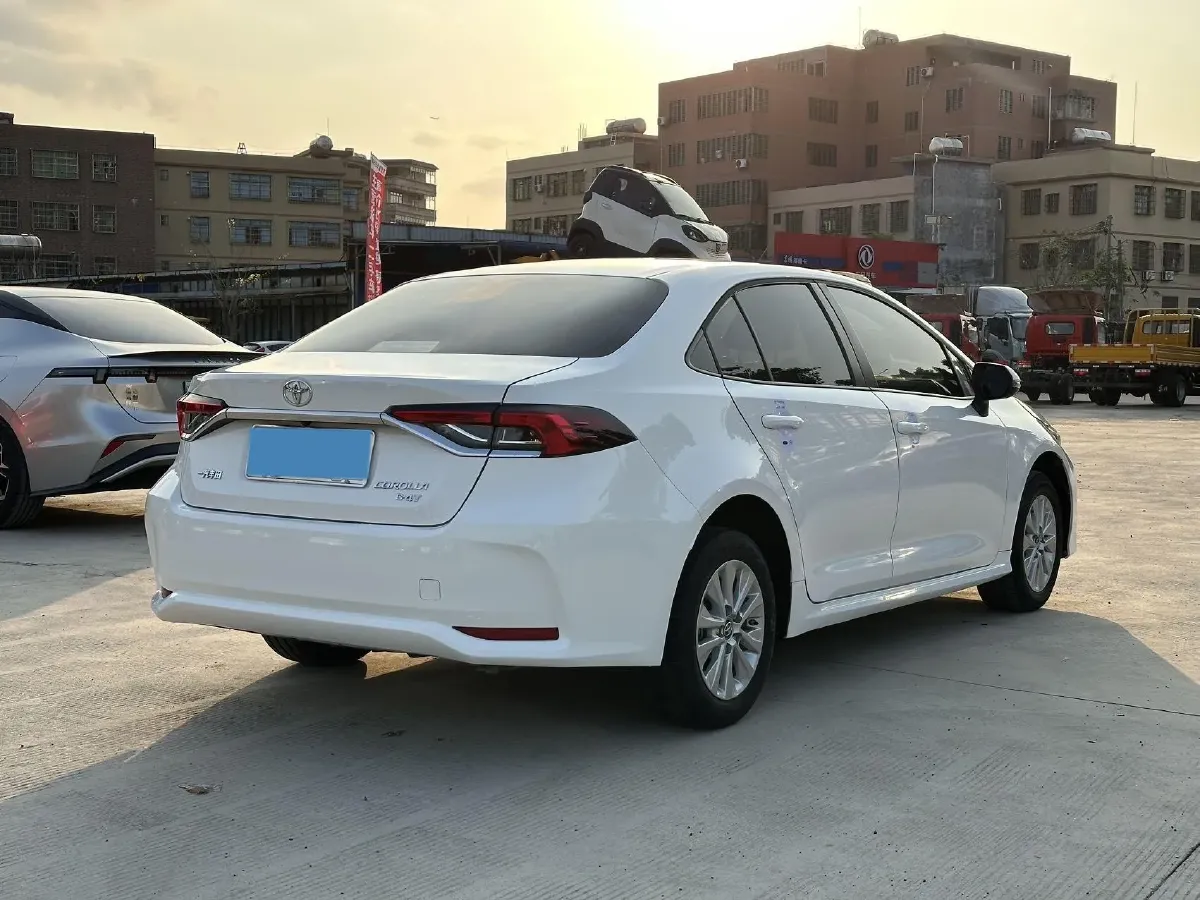 2022 Toyota Corolla 1.2T 116HP L4 CVT,autocango,china used car exporter,china ev exporter,chinese used car exporter,chinese used ev exporter