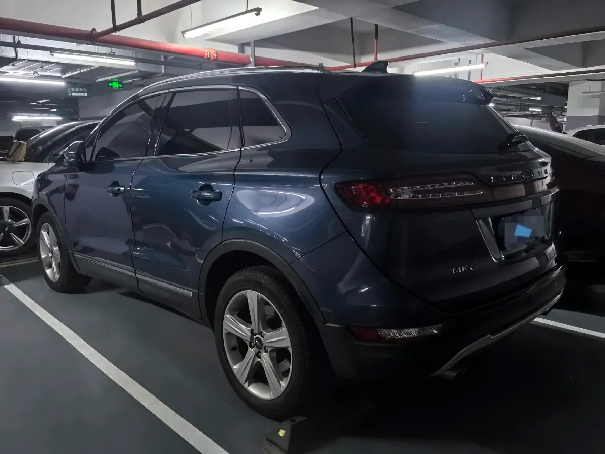 2017 Lincoln MKC 2.0T 203HP L4 6AT,autocango,china used car exporter,china ev exporter,chinese used car exporter,chinese used ev exporter