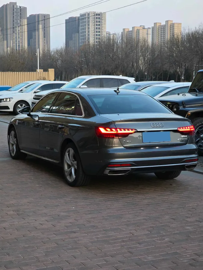 2020 Audi A4L 2.0T 190HP L4 7DCT,autocango,china used car exporter,china ev exporter,chinese used car exporter,chinese used ev exporter
