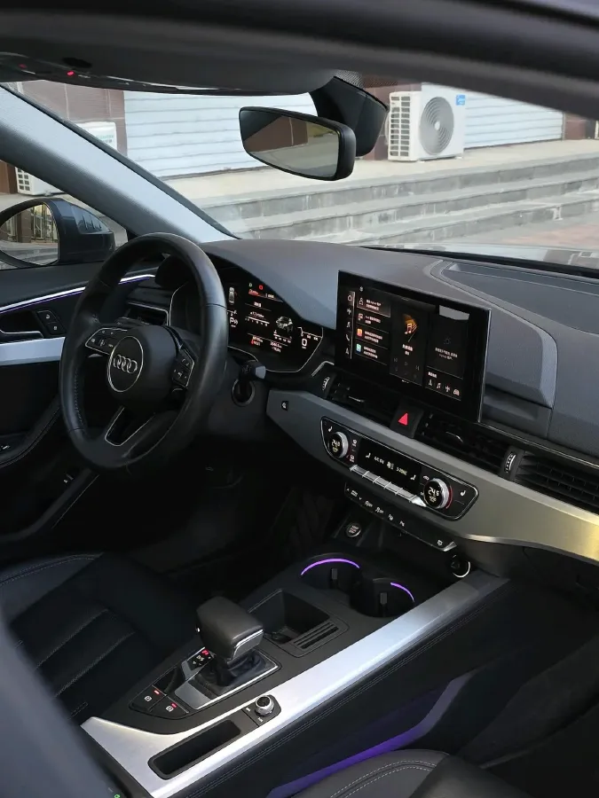 2020 Audi A4L 2.0T 190HP L4 7DCT,autocango,china used car exporter,china ev exporter,chinese used car exporter,chinese used ev exporter