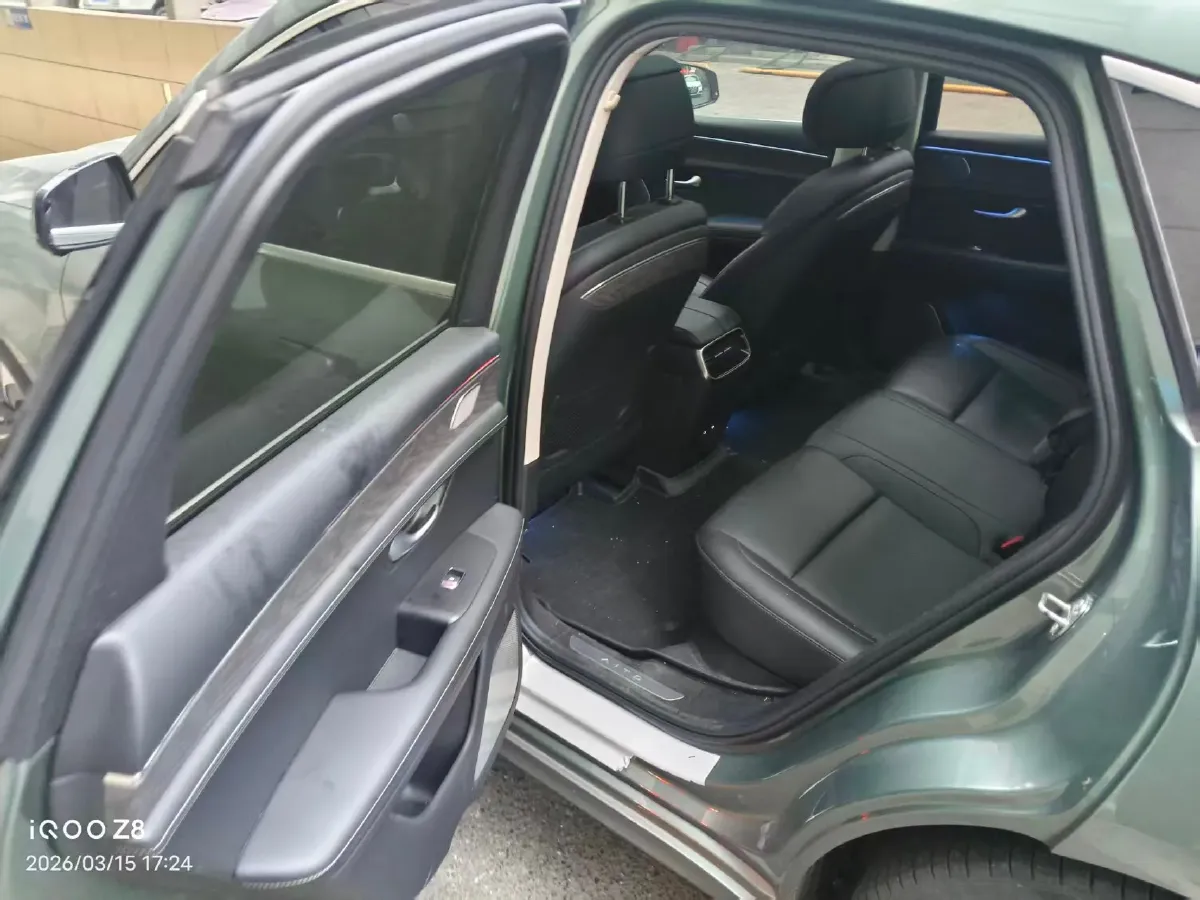 2022 Isuzu Mu-X 2.0T 220HP L4 8AT,autocango,china used car exporter,china ev exporter,chinese used car exporter,chinese used ev exporter