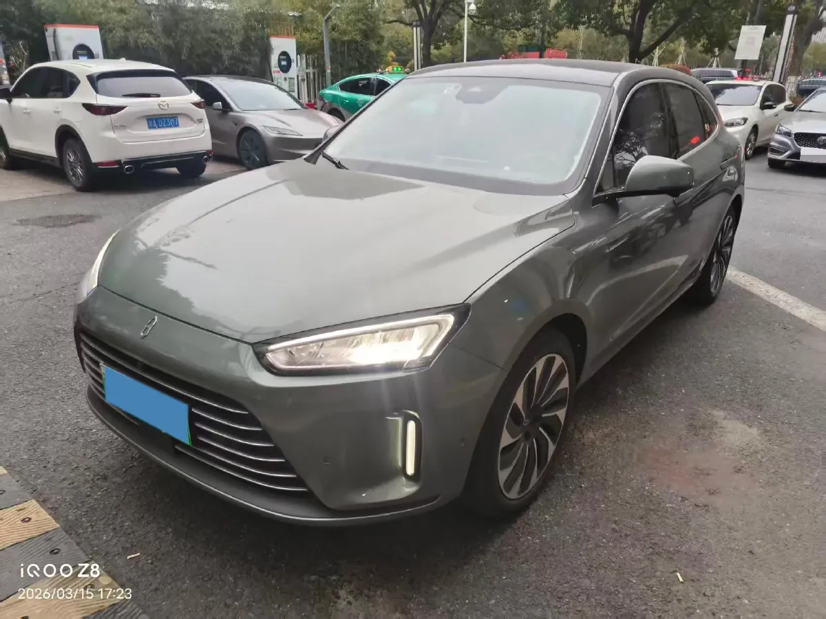 2022 Isuzu Mu-X 2.0T 220HP L4 8AT,autocango,china used car exporter,china ev exporter,chinese used car exporter,chinese used ev exporter