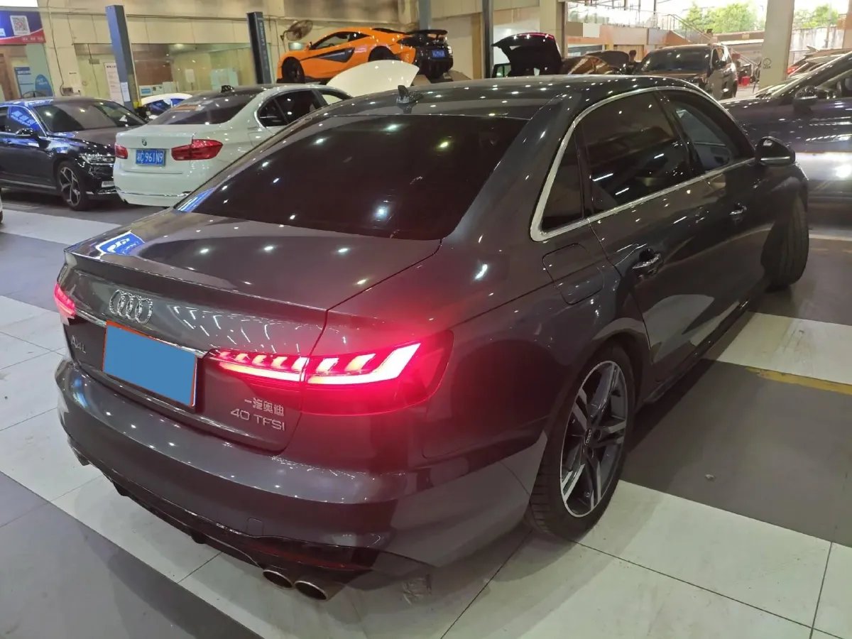 2020 Audi A4L 2.0T 190HP L4 7DCT,autocango,china used car exporter,china ev exporter,chinese used car exporter,chinese used ev exporter