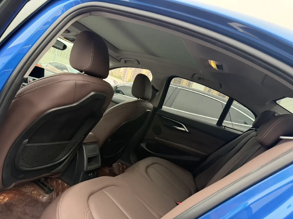 2020 BMW 1 Series 1.5T 140HP L3 7DCT,autocango,china used car exporter,china ev exporter,chinese used car exporter,chinese used ev exporter