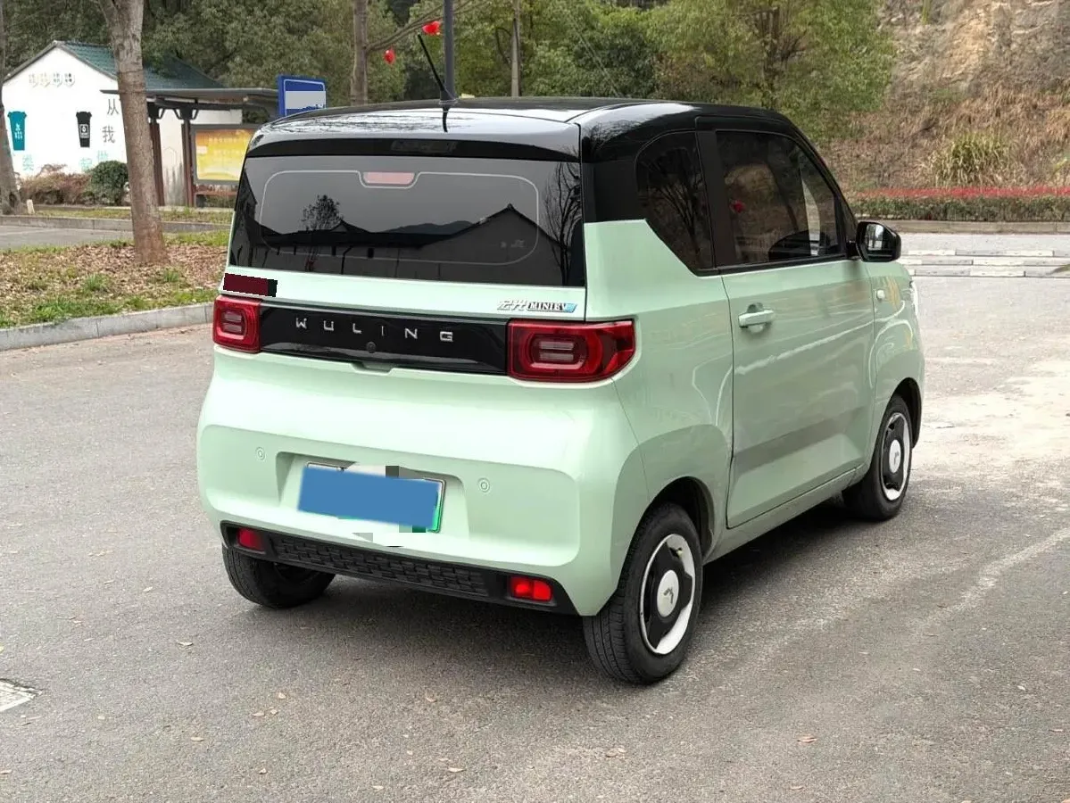 2022 WuLing HongGuang MINI EV BEV 9KWH,autocango,china used car exporter,china ev exporter,chinese used car exporter,chinese used ev exporter