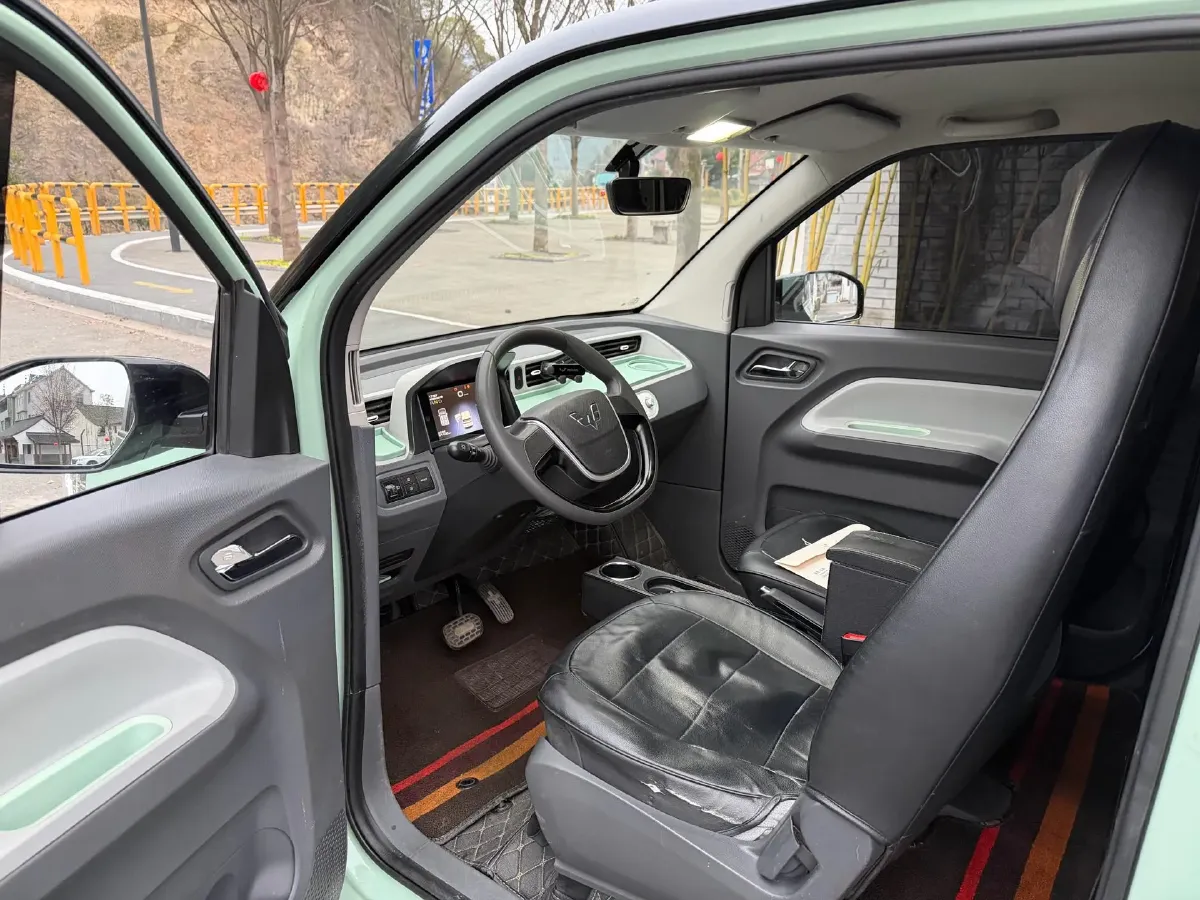 2022 WuLing HongGuang MINI EV BEV 9KWH,autocango,china used car exporter,china ev exporter,chinese used car exporter,chinese used ev exporter