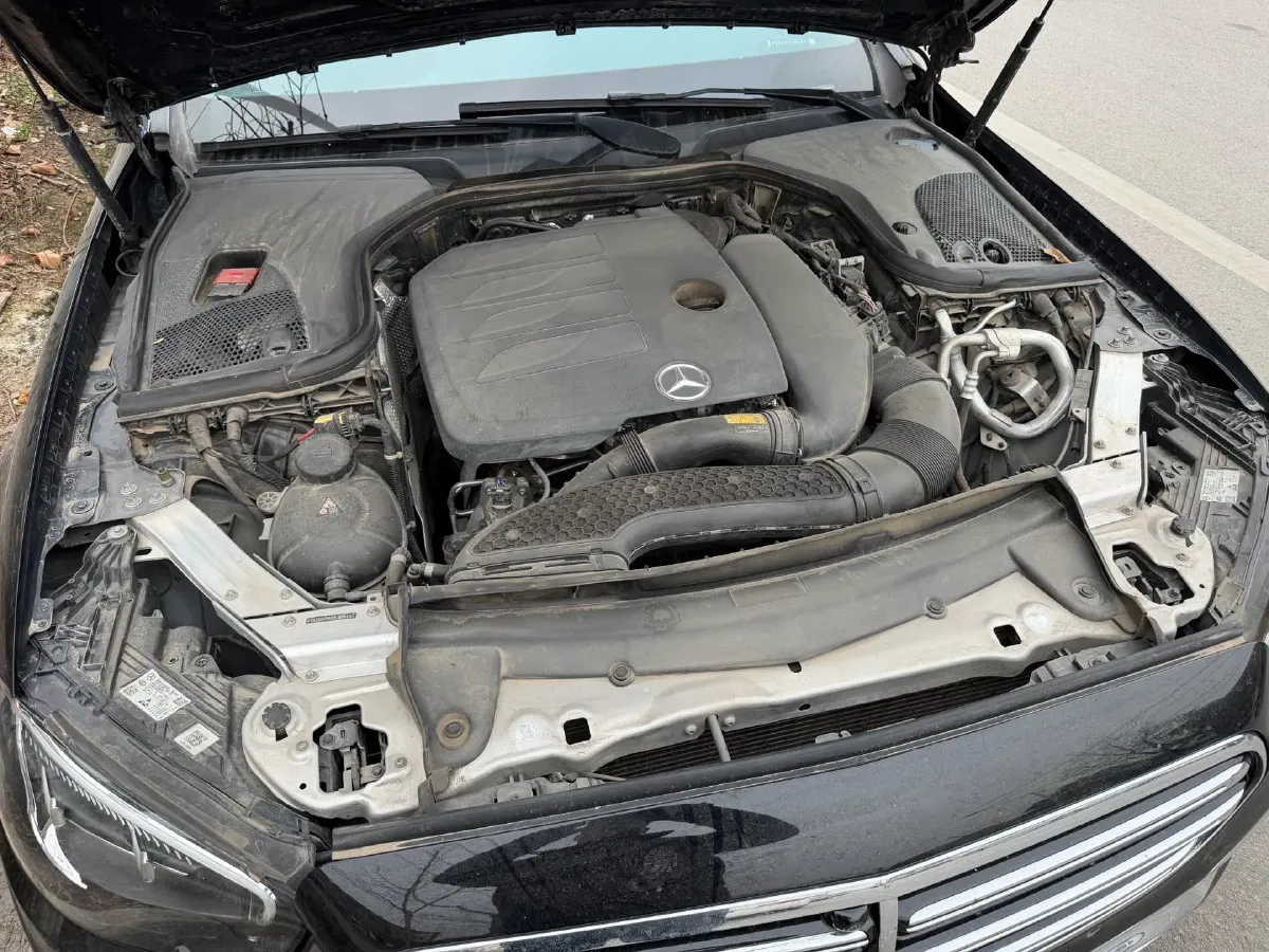 2022 Mercedes-Benz E Class 2.0T 258HP L4 9AT,autocango,china used car exporter,china ev exporter,chinese used car exporter,chinese used ev exporter