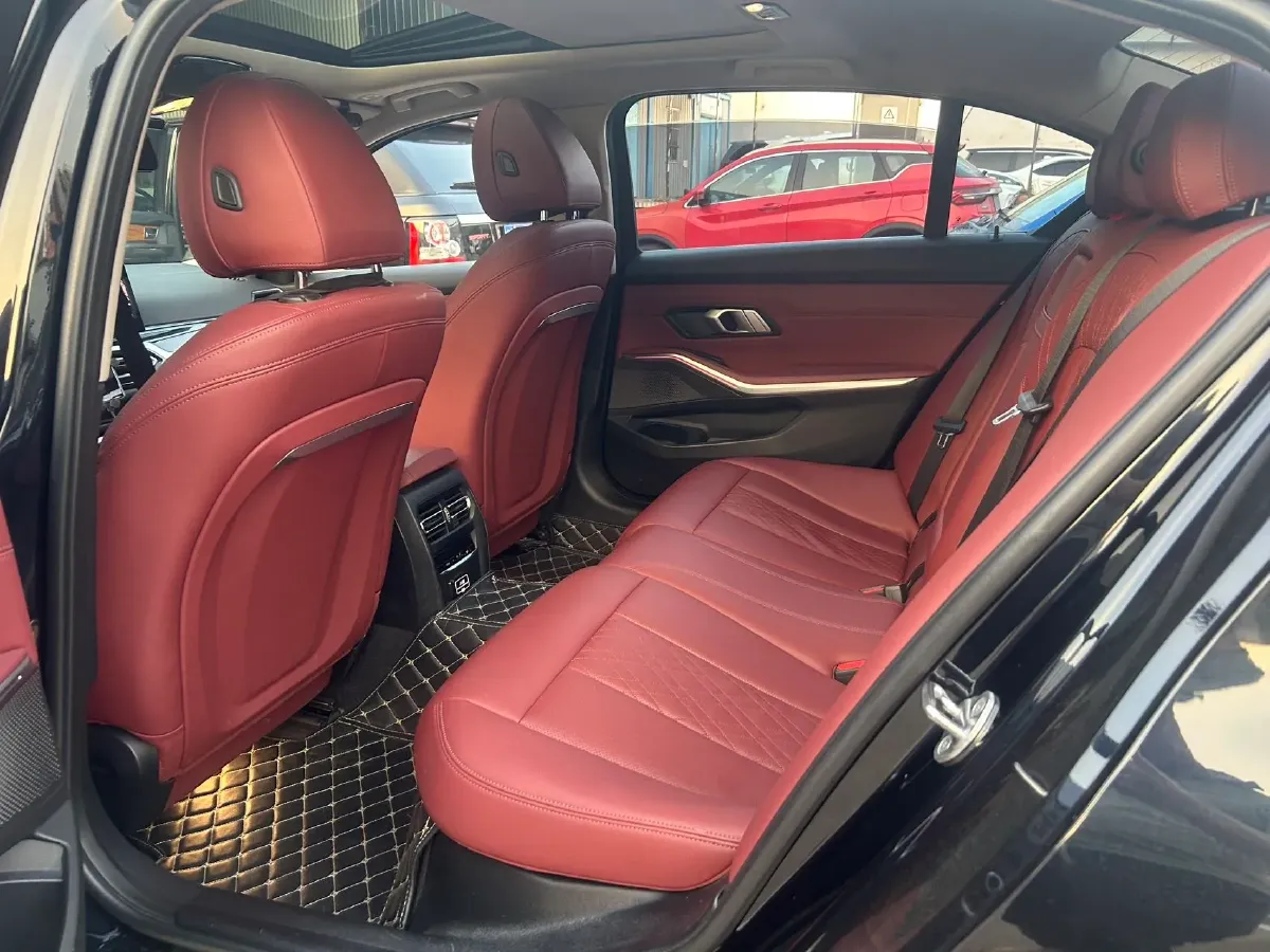 2024 BMW i3 BEV 70KWH,autocango,china used car exporter,china ev exporter,chinese used car exporter,chinese used ev exporter