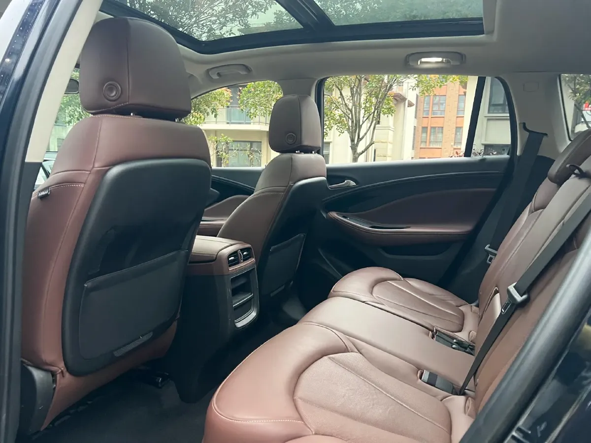 2020 Buick EnvisionPlus 1.5T 169HP L4 7DCT,autocango,china used car exporter,china ev exporter,chinese used car exporter,chinese used ev exporter