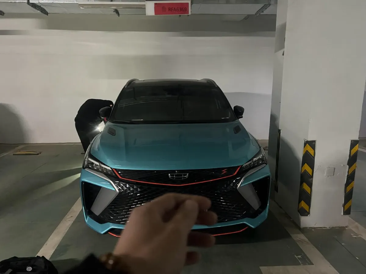 2022 Geely Coolray 1.5T 181HP L4 7DCT,autocango,china used car exporter,china ev exporter,chinese used car exporter,chinese used ev exporter