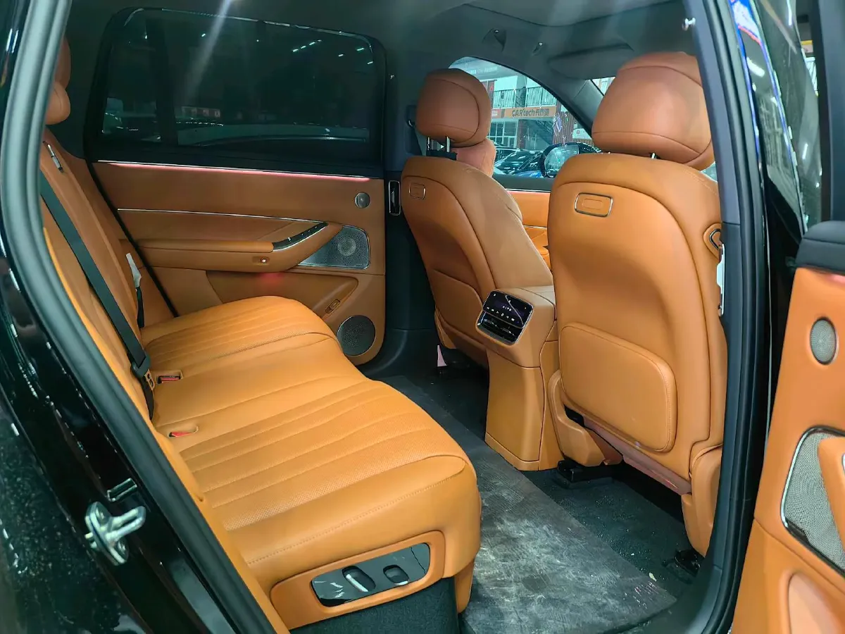 2025 AITO AITO M8 BEV,autocango,china used car exporter,china ev exporter,chinese used car exporter,chinese used ev exporter