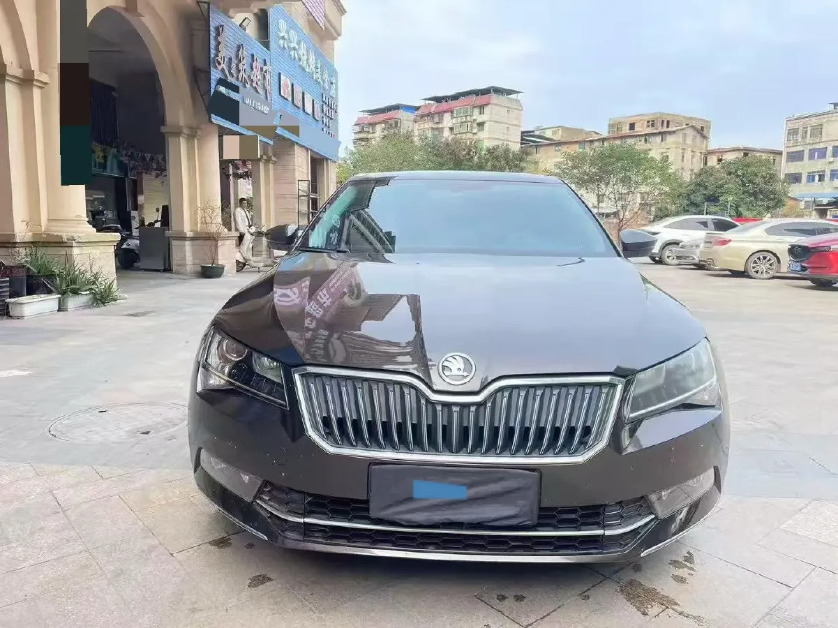 2016 Skoda Superb 1.4T 150HP L4 7DCT,autocango,china used car exporter,china ev exporter,chinese used car exporter,chinese used ev exporter