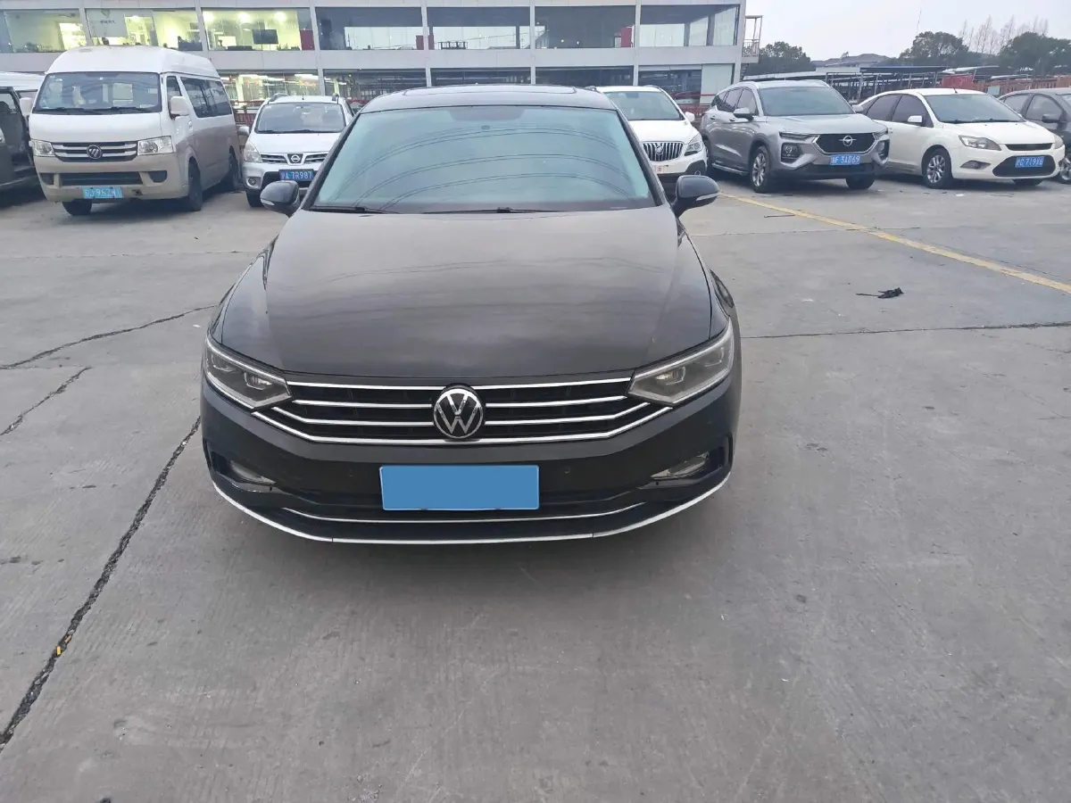 2020 Volkswagen Magotan 1.4T 150HP L4 7DCT,autocango,china used car exporter,china ev exporter,chinese used car exporter,chinese used ev exporter
