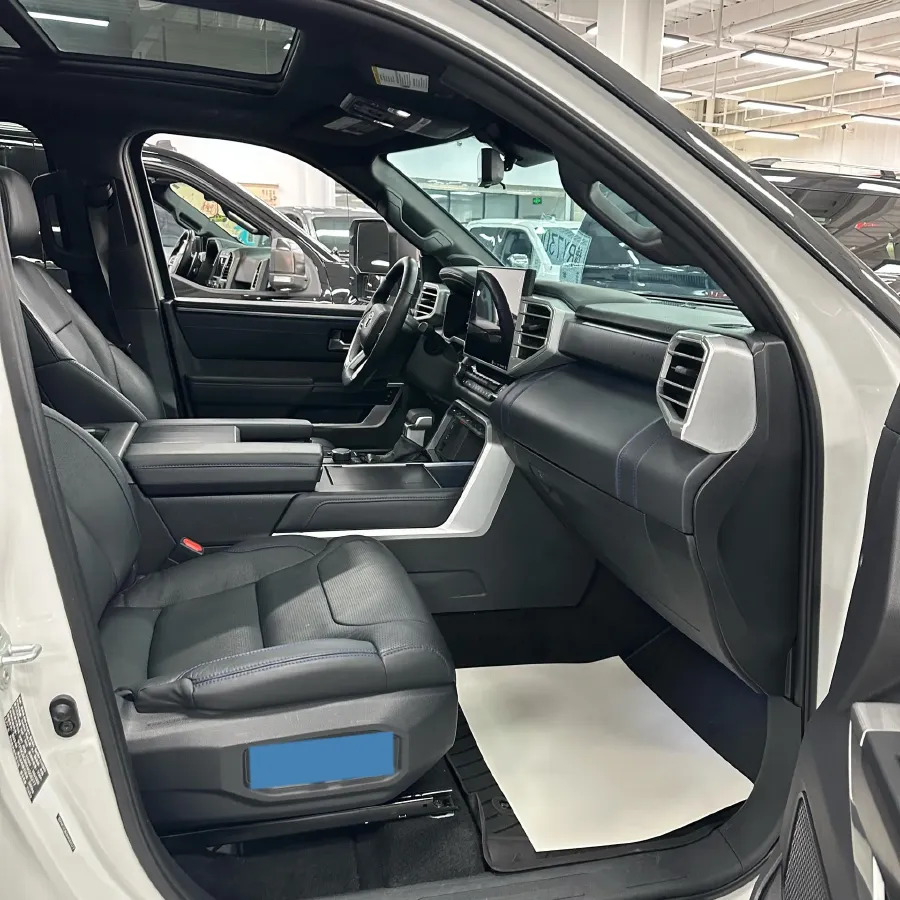 2022 Tank 300 2.0T 227HP L4 8AT,autocango,china used car exporter,china ev exporter,chinese used car exporter,chinese used ev exporter