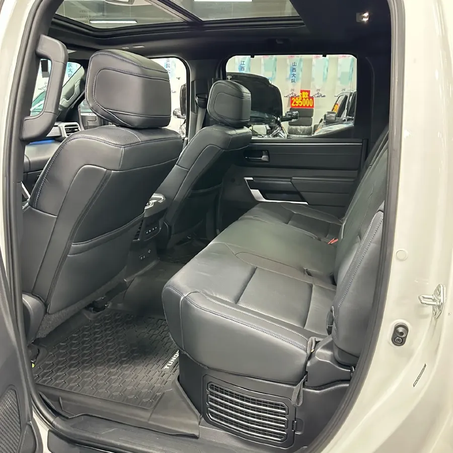 2022 Tank 300 2.0T 227HP L4 8AT,autocango,china used car exporter,china ev exporter,chinese used car exporter,chinese used ev exporter