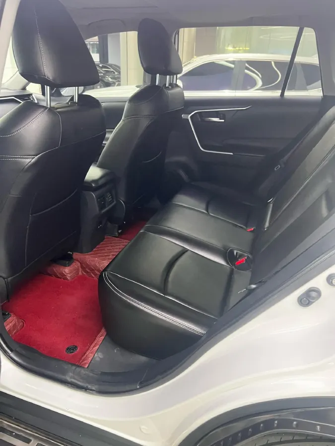 2021 Toyota RAV4 2.0L 171HP L4 CVT,autocango,china used car exporter,china ev exporter,chinese used car exporter,chinese used ev exporter