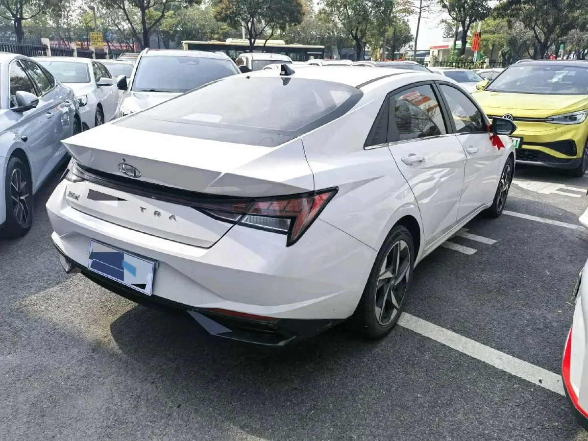 2022 Hyundai Elantra 1.5L 115HP L4 CVT,autocango,china used car exporter,china ev exporter,chinese used car exporter,chinese used ev exporter