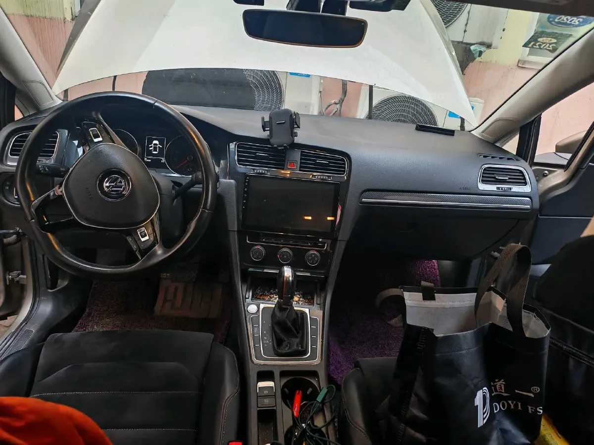 2018 Volkswagen Golf 1.4T 131HP L4 7DCT,autocango,china used car exporter,china ev exporter,chinese used car exporter,chinese used ev exporter