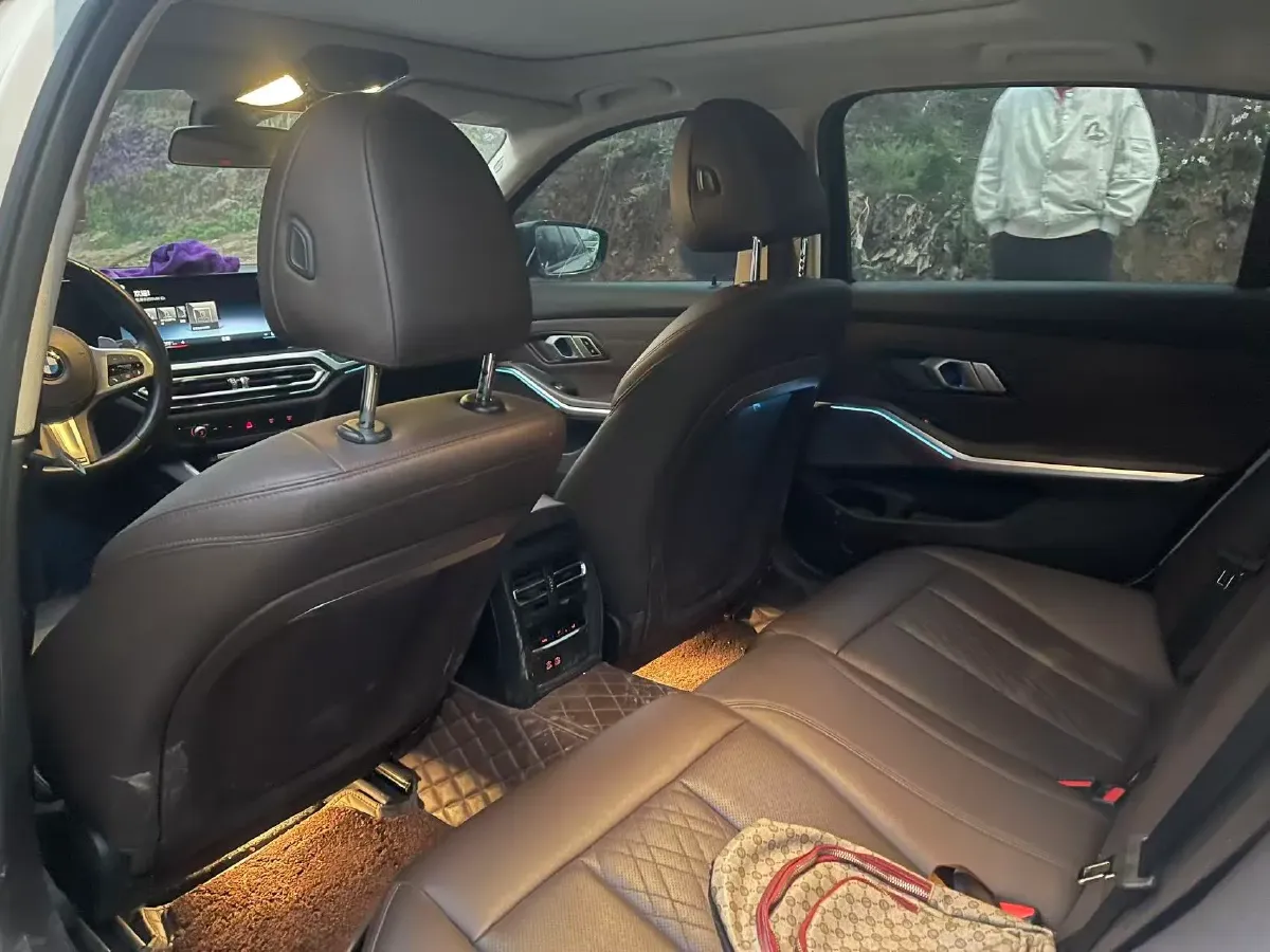 2023 BMW 3 Series 2.0T 184HP L4 8AT,autocango,china used car exporter,china ev exporter,chinese used car exporter,chinese used ev exporter