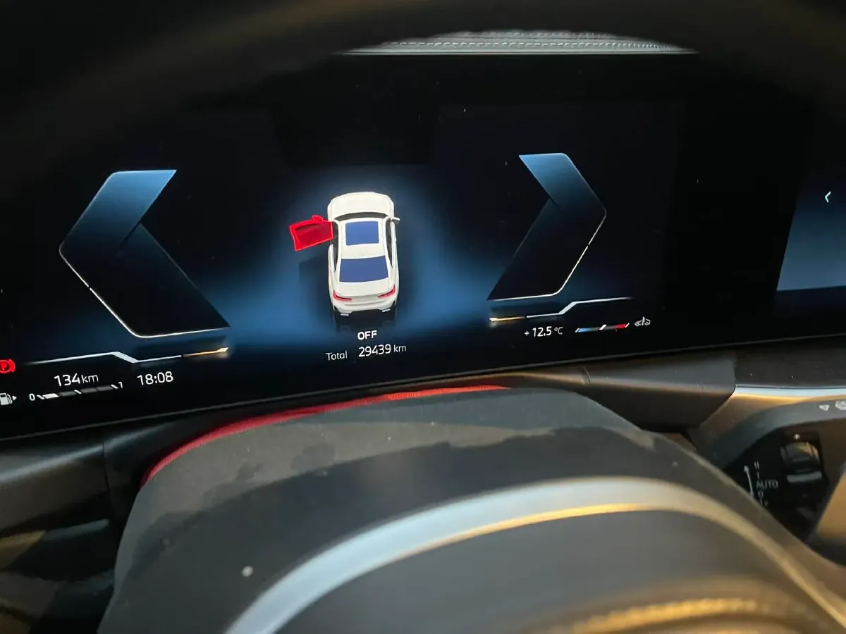 2023 BMW 3 Series 2.0T 184HP L4 8AT,autocango,china used car exporter,china ev exporter,chinese used car exporter,chinese used ev exporter