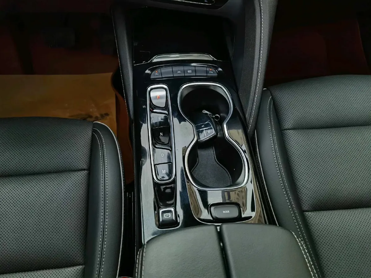 2022 Buick EnvisionS 1.5T 211HP L4 9AT,autocango,china used car exporter,china ev exporter,chinese used car exporter,chinese used ev exporter