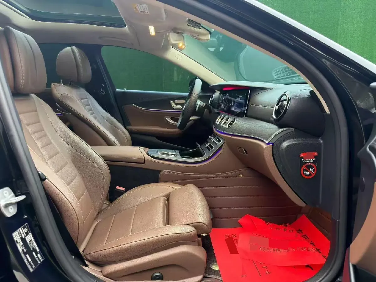 2020 Mercedes-Benz E Class 1.5T 184HP L4 9AT,autocango,china used car exporter,china ev exporter,chinese used car exporter,chinese used ev exporter