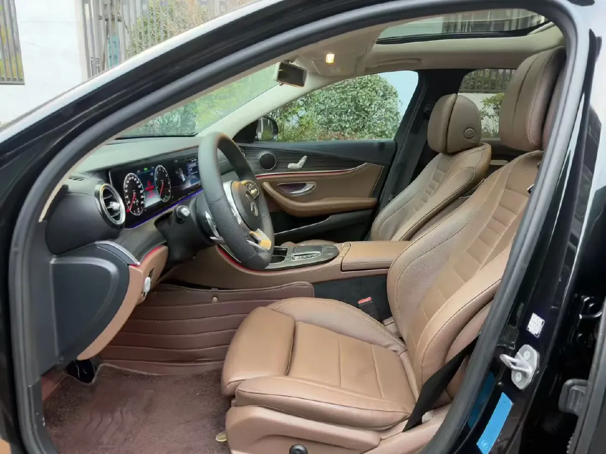 2020 Mercedes-Benz E Class 1.5T 184HP L4 9AT,autocango,china used car exporter,china ev exporter,chinese used car exporter,chinese used ev exporter
