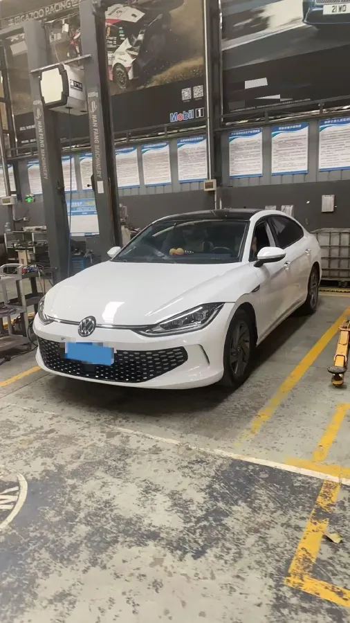 2024 Volkswagen Lamando 1.4T 150HP L4 7DCT,autocango,china used car exporter,china ev exporter,chinese used car exporter,chinese used ev exporter