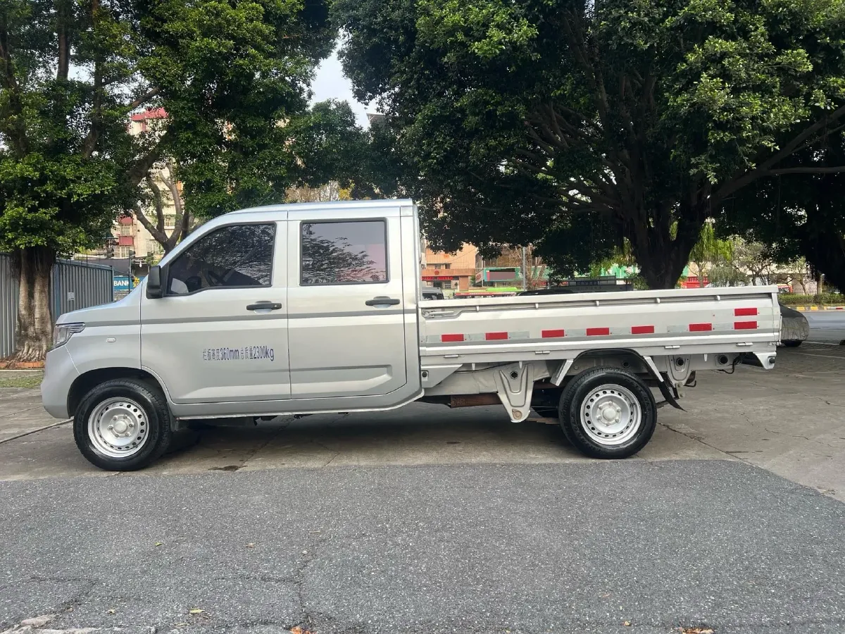 2021 ChangAn Kaicene ShenQi T30 1.6L 122HP L4 5MT,autocango,china used car exporter,china ev exporter,chinese used car exporter,chinese used ev exporter