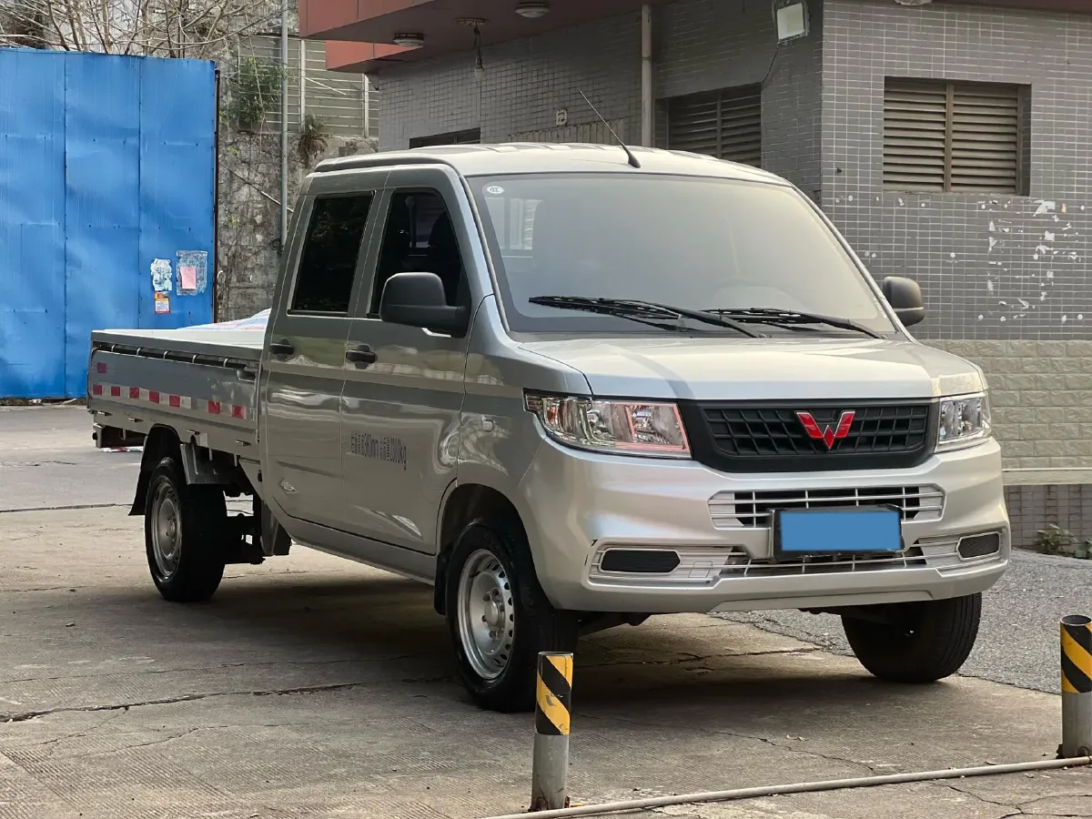 2021 ChangAn Kaicene ShenQi T30 1.6L 122HP L4 5MT,autocango,china used car exporter,china ev exporter,chinese used car exporter,chinese used ev exporter