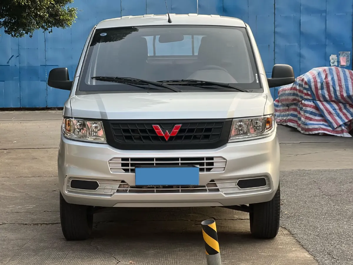 2021 ChangAn Kaicene ShenQi T30 1.6L 122HP L4 5MT,autocango,china used car exporter,china ev exporter,chinese used car exporter,chinese used ev exporter