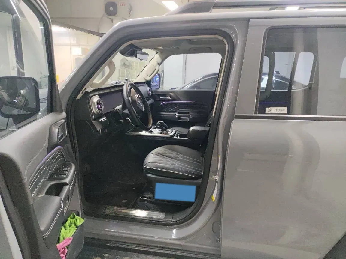 2023 Tank 300 2.0T 227HP L4 8AT,autocango,china used car exporter,china ev exporter,chinese used car exporter,chinese used ev exporter