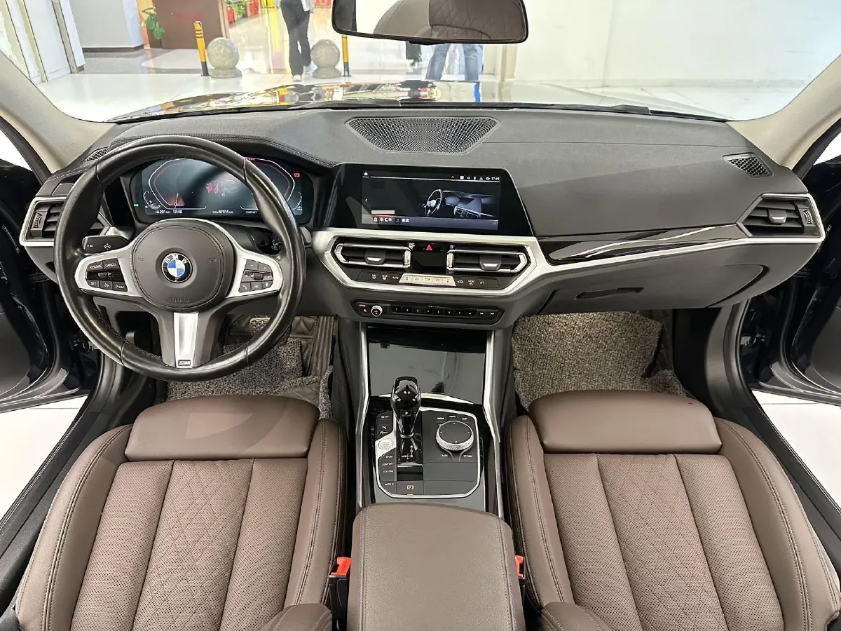 2022 BMW 3 Series 2.0T 156HP L4 8AT,autocango,china used car exporter,china ev exporter,chinese used car exporter,chinese used ev exporter
