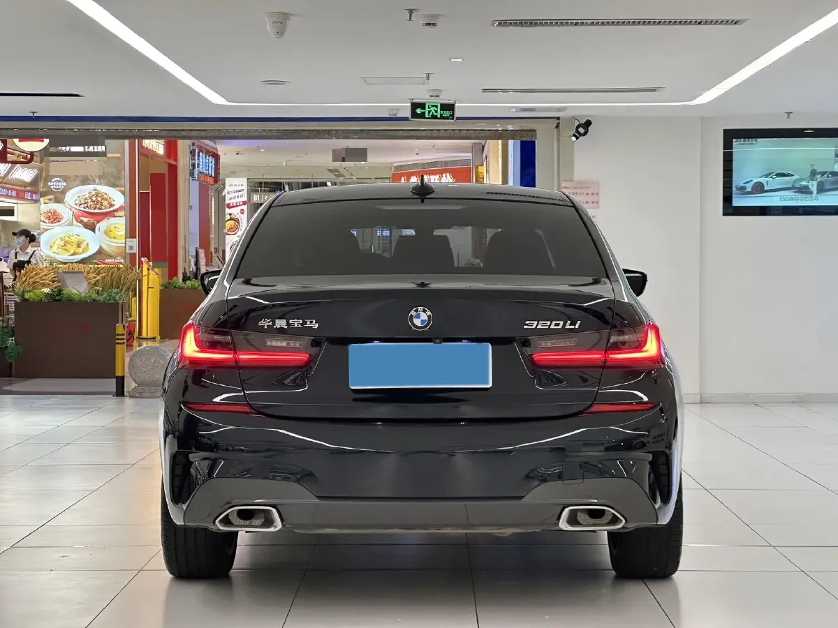 2022 BMW 3 Series 2.0T 156HP L4 8AT,autocango,china used car exporter,china ev exporter,chinese used car exporter,chinese used ev exporter