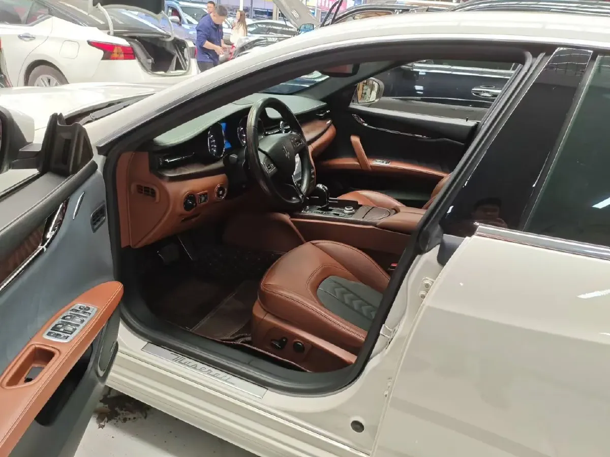 2018 Maserati Quattroporte 3.0T 350HP V6 8AT,autocango,china used car exporter,china ev exporter,chinese used car exporter,chinese used ev exporter