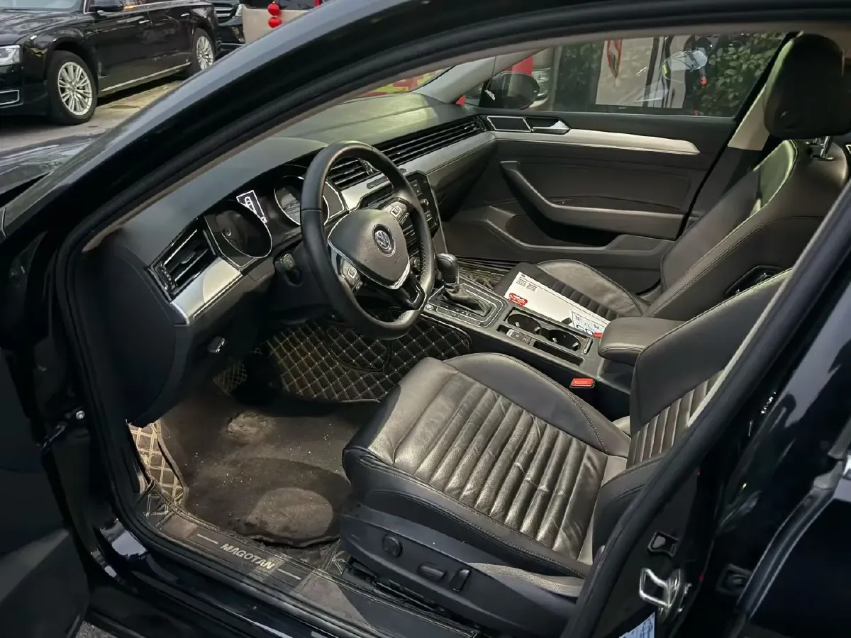 2019 Chevrolet Malibu XL 2.0T 241HP L4 9AT,autocango,china used car exporter,china ev exporter,chinese used car exporter,chinese used ev exporter