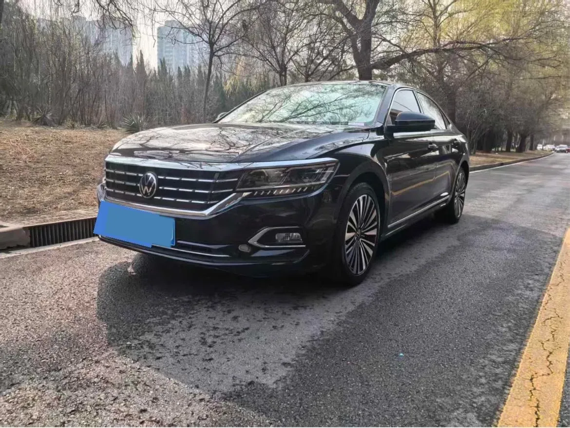2020 Volkswagen Passat 2.0T 186HP L4 7DCT,autocango,china used car exporter,china ev exporter,chinese used car exporter,chinese used ev exporter