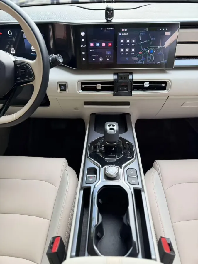 2023 Geely ICON 1.5T 181HP L4 7DCT,autocango,china used car exporter,china ev exporter,chinese used car exporter,chinese used ev exporter