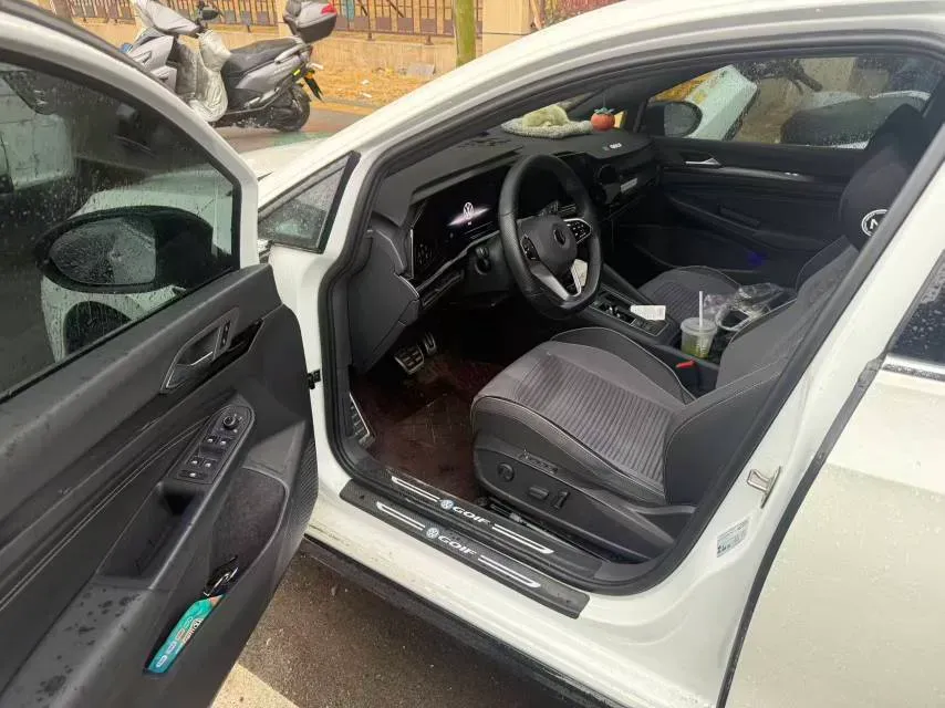 2023 Volkswagen Golf 1.4T 150HP L4 7DCT,autocango,china used car exporter,china ev exporter,chinese used car exporter,chinese used ev exporter