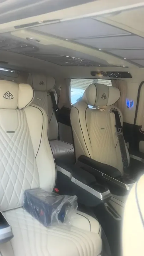 2020 Mercedes-Benz V Class 2.0T 211HP L4 9AT,autocango,china used car exporter,china ev exporter,chinese used car exporter,chinese used ev exporter