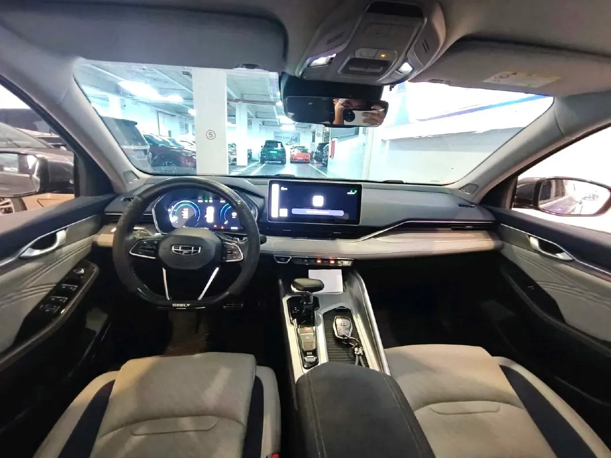 2023 Geely Preface 2.0T 190HP L4 7DCT,autocango,china used car exporter,china ev exporter,chinese used car exporter,chinese used ev exporter