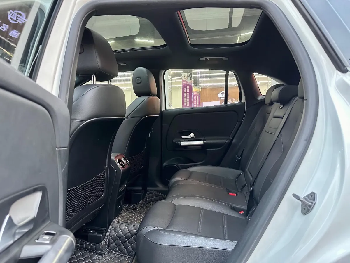 2020 Mercedes-Benz GLA Class 1.3T 136HP L4 7DCT,autocango,china used car exporter,china ev exporter,chinese used car exporter,chinese used ev exporter