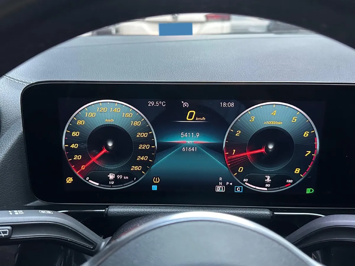 2020 Mercedes-Benz GLA Class 1.3T 136HP L4 7DCT,autocango,china used car exporter,china ev exporter,chinese used car exporter,chinese used ev exporter